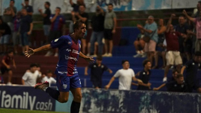 GOL DE LUCAS ALONSO ANTE EL CREVILLENTE / FOTO: @UDALZIRA
