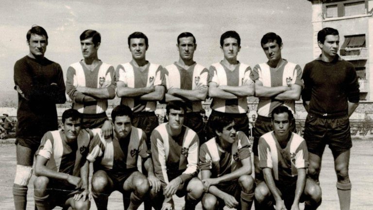 El Levante UD visitó el campo de la malvarrosa para jugar contra el Atlético Levante. Fuente: Jose Martinez Arragla