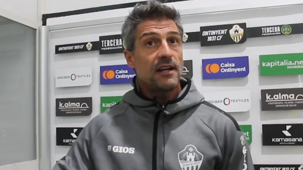 Roberto Bas tras el 4-0 del Ontinyent 1931 a la UD Alzira: Foto: UD Alzira