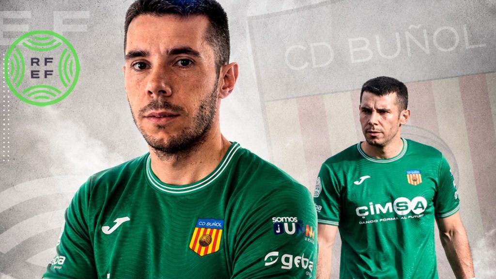 PABLO CORONADO RENUEVA CON EL CD BUÑOL